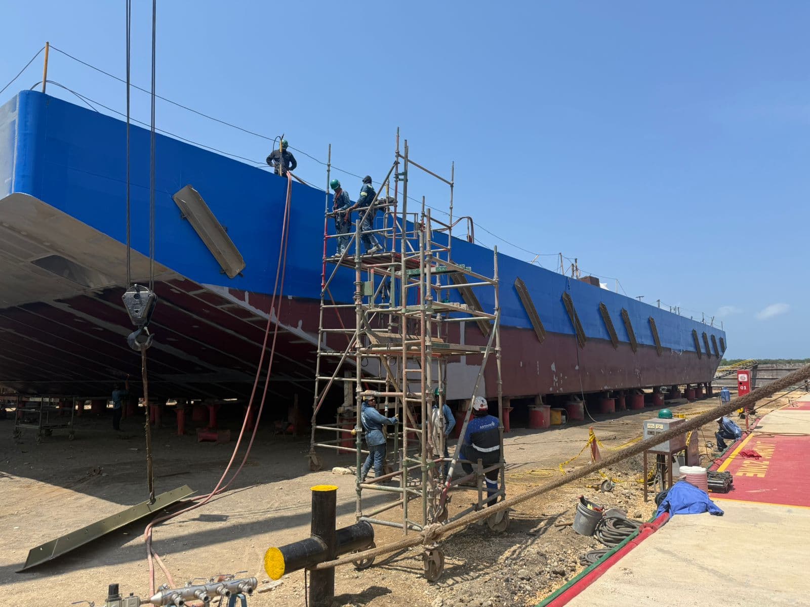 RO/RO Barge